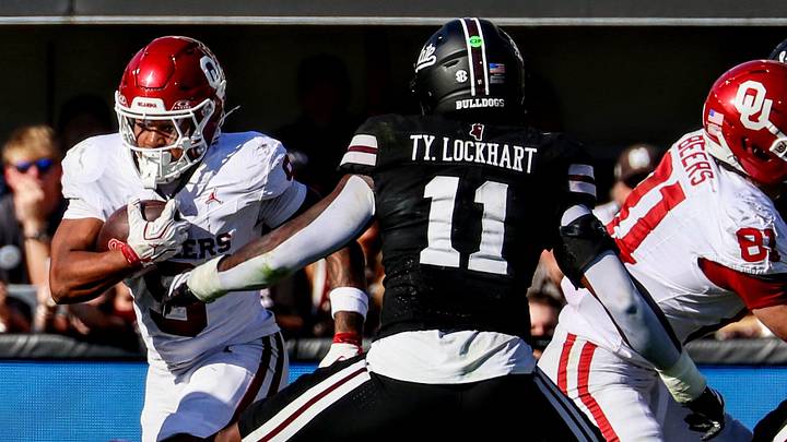 Oklahoma running back Lloyd Avant rushes against Mississippi State. Avant helped the Sooners post a season-high rushing total. Oklahoma running back Lloyd Avant rushes against Mississippi State. Avant helped the Sooners post a season-high rushing total.