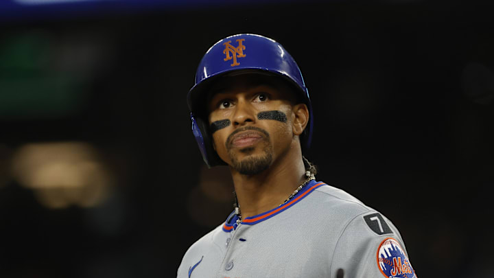 Aug 19, 2025; Washington, District of Columbia, USA; New York Mets shortstop Francisco Lindor (12) looks on at bat against the Washington Nationals during the fourth inning at Nationals Park. Mandatory Credit: Amber Searls-Imagn Images