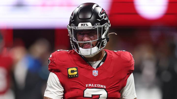 Atlanta Falcons safety Jessie Bates III 