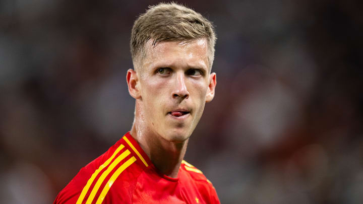 Dani Olmo inquiète Hansi Flick et son staff. Dani Olmo inquiète Hansi Flick et son staff.