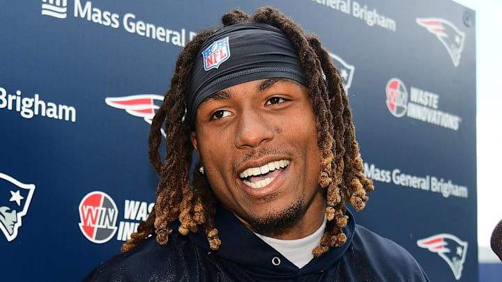 Jun 12, 2024; Foxborough, MA, USA; New England Patriots cornerback Alex Austin (28) speaks to the media during press availability at minicamp at Gillette Stadium. Mandatory Credit: Eric Canha-Imagn Images Jun 12, 2024; Foxborough, MA, USA; New England Patriots cornerback Alex Austin (28) speaks to the media during press availability at minicamp at Gillette Stadium. Mandatory Credit: Eric Canha-Imagn Images