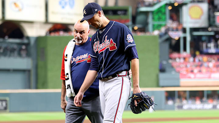 Charlie Morton salió del primer juego de la Serie Mundial de 2021 en la tercera entrada 