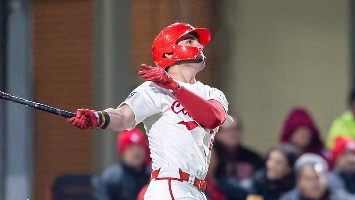 Carson Roccaforte hits a homerun as the Louisiana Ragin Cajuns take on UC Irvine at M.L. \"Tigue\" Moore Field at Russo Park. Friday, Feb. 18, 2022.
Cajuns Uc Irvine Baseball 5908 Carson Roccaforte hits a homerun as the Louisiana Ragin Cajuns take on UC Irvine at M.L. \"Tigue\" Moore Field at Russo Park. Friday, Feb. 18, 2022.
Cajuns Uc Irvine Baseball 5908