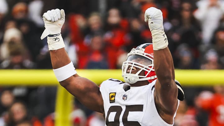 Cleveland Browns defensive end Myles Garrett 