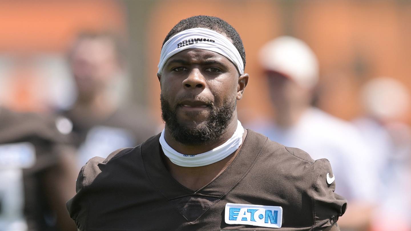 These 6 Browns players were impossible to miss once the pads came on at training camp
