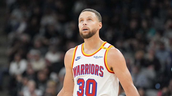 Nov 23, 2024; San Antonio, Texas, USA; Golden State Warriors guard Stephen Curry (30) looks up in the first half against the San Antonio Spurs at Frost Bank Center. Mandatory Credit: Daniel Dunn-Imagn Images Nov 23, 2024; San Antonio, Texas, USA; Golden State Warriors guard Stephen Curry (30) looks up in the first half against the San Antonio Spurs at Frost Bank Center. Mandatory Credit: Daniel Dunn-Imagn Images