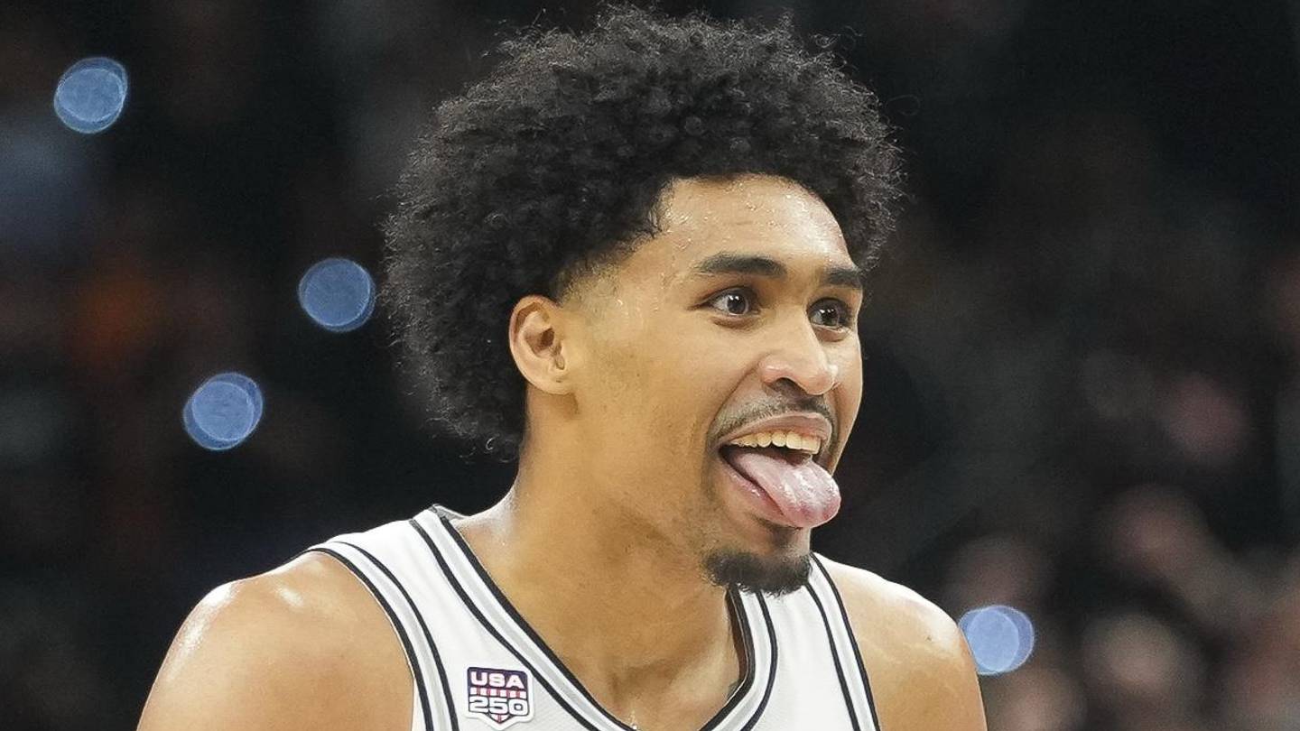 Throwing Dylan Harper into Spurs' starting lineup won't save the NBA Finals