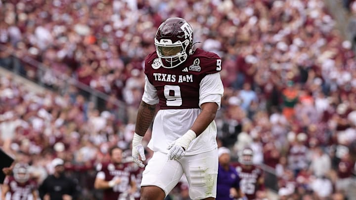 Dec 20, 2025; College Station, TX, USA; Texas A&M Aggies defensive end Cashius Howell (9) reacts during first half of the first round game of the CFP National Playoff against the Miami Hurricanes at Kyle Field. Mandatory Credit: Maria Lysaker-Imagn Images Dec 20, 2025; College Station, TX, USA; Texas A&M Aggies defensive end Cashius Howell (9) reacts during first half of the first round game of the CFP National Playoff against the Miami Hurricanes at Kyle Field. Mandatory Credit: Maria Lysaker-Imagn Images