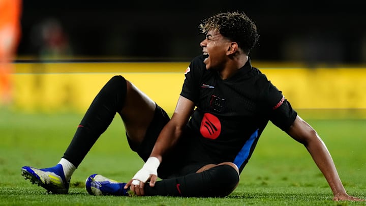 Lamine Yamal suffered a cut in his left foot in Barcelona's win vs. Las Palmas. Lamine Yamal suffered a cut in his left foot in Barcelona's win vs. Las Palmas.