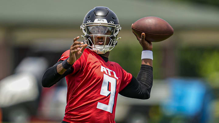 Atlanta Falcons quarterback Michael Penix Jr. takes the reins of a team with a veteran offensive line and a load of weapons. Atlanta Falcons quarterback Michael Penix Jr. takes the reins of a team with a veteran offensive line and a load of weapons.