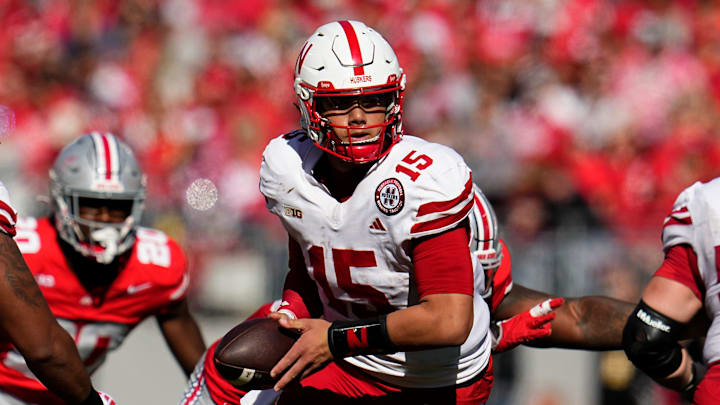 Nebraska Cornhuskers quarterback Dylan Raiola (15) looks to hand off.