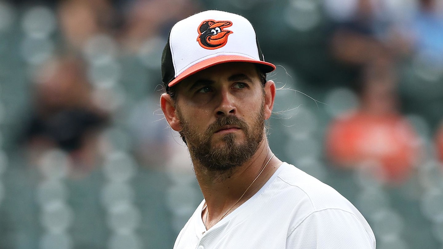 Former Orioles Infielder Believes Team Should Extend Dean Kremer After Minors Option