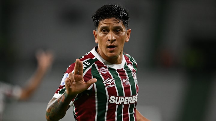 Germán Cano deve ficar como opção no banco de reservas do Fluminense
