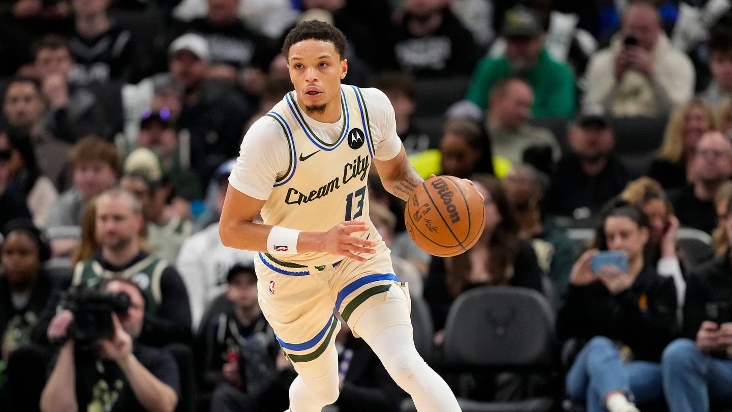 Where do the Bucks rank in the Eastern Conference power rankings?