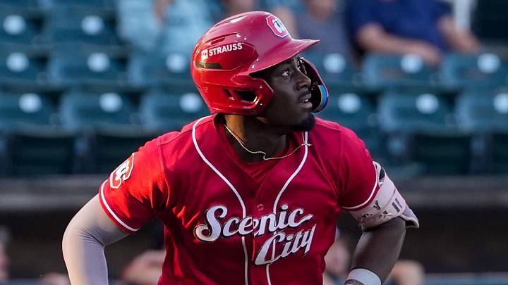 Chattanooga Lookouts outfielder Jay Allen II