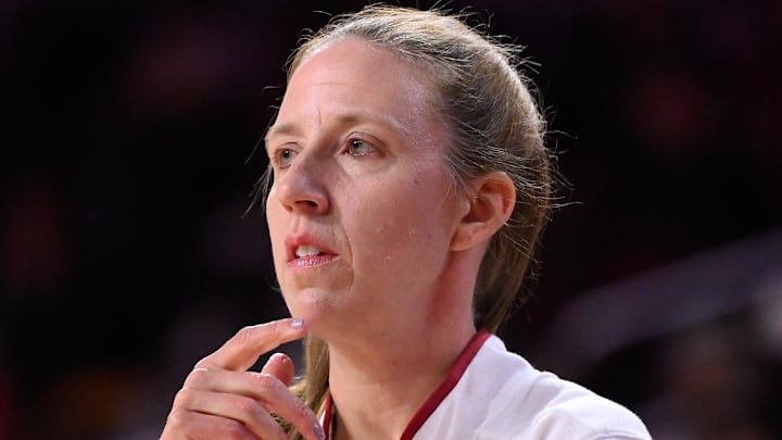 Feb 8, 2025; Los Angeles, California, USA; USC Trojans head coach Lindsay Gottlieb during the first quarter against the Ohio State Buckeyes at Galen Center. Mandatory Credit: Robert Hanashiro-Imagn Images