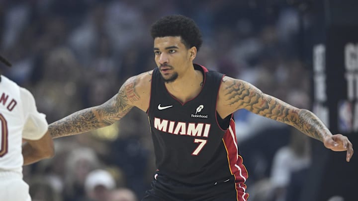 Apr 23, 2025; Cleveland, Ohio, USA; Miami Heat center Kel'el Ware (7) defends Cleveland Cavaliers guard Darius Garland (10) in the first quarter of game two of the first round of the 2025 NBA Playoffs at Rocket Arena. Mandatory Credit: David Richard-Imagn Images Apr 23, 2025; Cleveland, Ohio, USA; Miami Heat center Kel'el Ware (7) defends Cleveland Cavaliers guard Darius Garland (10) in the first quarter of game two of the first round of the 2025 NBA Playoffs at Rocket Arena. Mandatory Credit: David Richard-Imagn Images