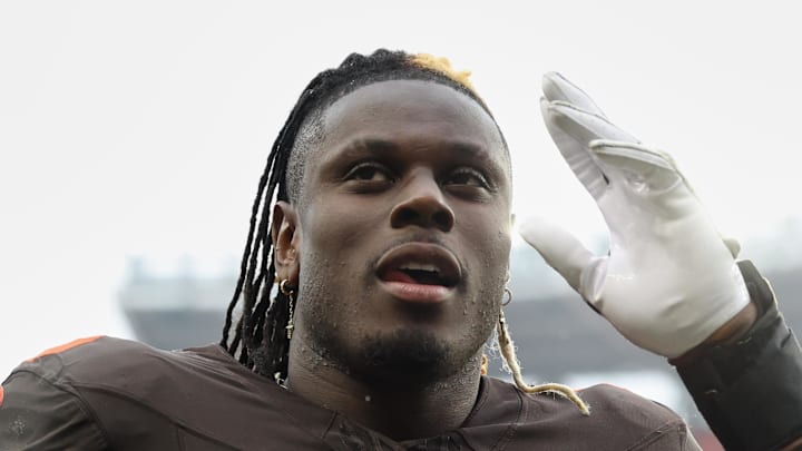 Cleveland Browns tight end David Njoku walks off the field after the game against the Tennessee Titans.