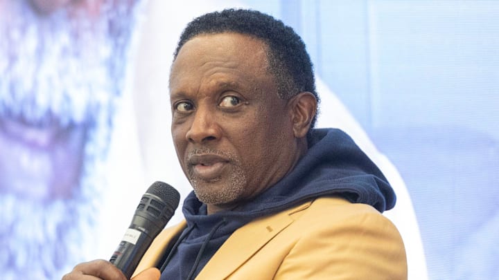 Pro Football Hall of Famer Tim Brown answers questions.