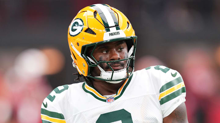 Oct 19, 2025; Glendale, Arizona, USA; Green Bay Packers quarterback Malik Willis (2)  warms up before the game against the Arizona Cardinals at State Farm Stadium. Mandatory Credit: Joe Camporeale-Imagn Images