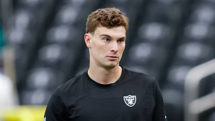 Sep 13, 2026; Paradise, Nevada, USA; Las Vegas Raiders quarterbacks Kirk Cousins (right) and Fernando Mendoza (left) warm up before the game against the Miami Dolphins at Allegiant Stadium. Mandatory Credit: David Brytus-Imagn Images. Sep 13, 2026; Paradise, Nevada, USA; Las Vegas Raiders quarterbacks Kirk Cousins (right) and Fernando Mendoza (left) warm up before the game against the Miami Dolphins at Allegiant Stadium. Mandatory Credit: David Brytus-Imagn Images.
