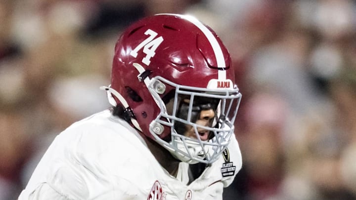 Alabama Crimson Tide offensive lineman Kadyn Proctor