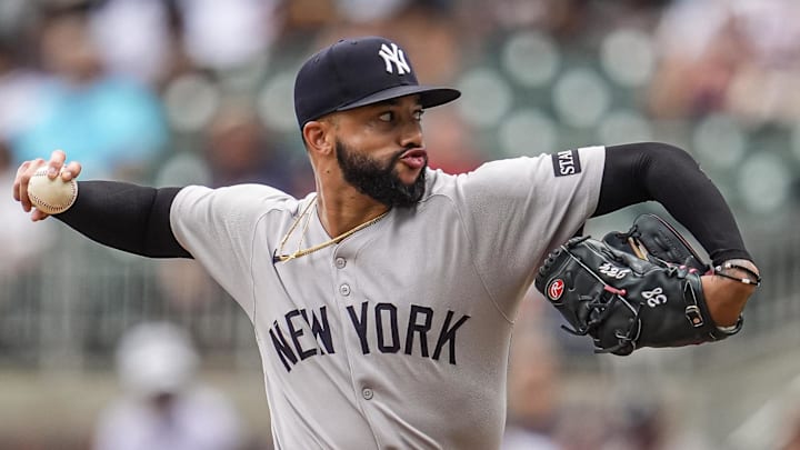 New York Yankees relief pitcher Devin Williams (38) pitches during a July 20, 2025 game New York Yankees relief pitcher Devin Williams (38) pitches during a July 20, 2025 game