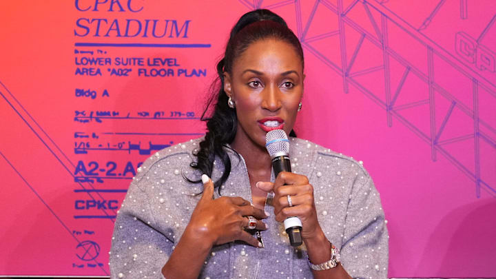 Nov 22, 2024; Kansas City, Missouri, USA; Former NBA player and olympic athlete Lisa Leslie speaks during a DEI Summit ahead of the 2024 NWSL Championship match at Union Station. Mandatory Credit: Denny Medley-Imagn Images