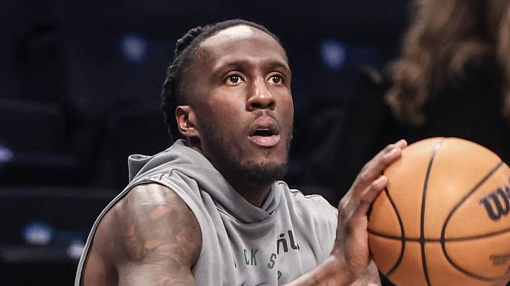 Milwaukee Bucks forward Taurean Prince warms up prior to the game against the Brooklyn Nets at Barclays Center on October 27, 2024.