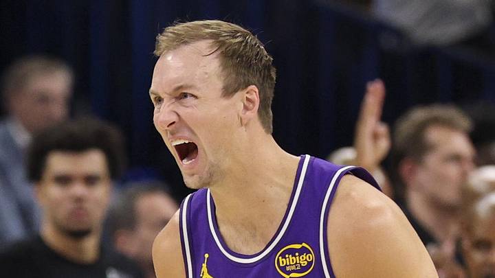 Mar 21, 2026; Orlando, Florida, USA; Los Angeles Lakers guard Luke Kennard (10) reacts after hitting a game winning basket at the buzzer against the Orlando Magic in the fourth quarter at Kia Center. Mandatory Credit: Nathan Ray Seebeck-Imagn Images