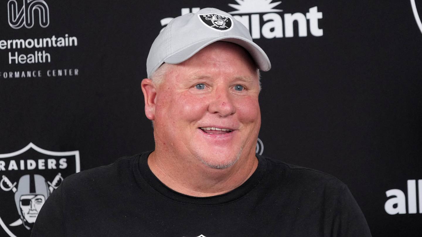 Chip Kelly Is Trending in Oregon Circles For Wrong Reasons