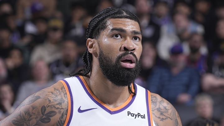 Phoenix Suns v Sacramento Kings