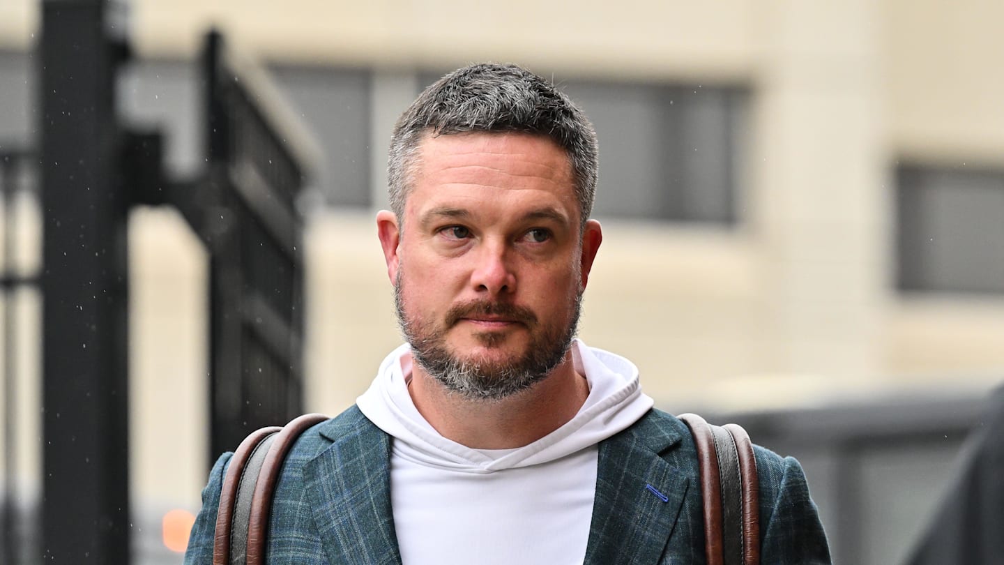 Dan Lanning Breaks Down Offseason Pursuit of Transfer Michael Bennett