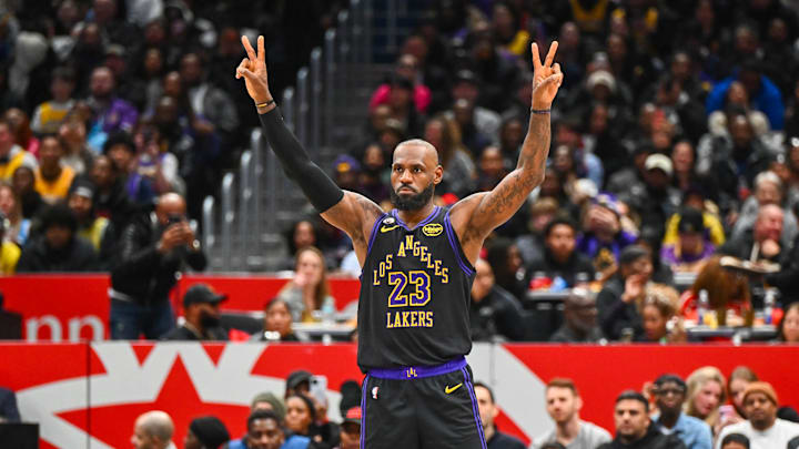 LeBron James está en su octava temporada con los Lakers