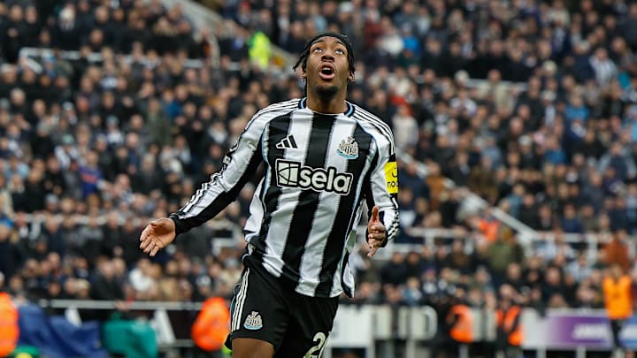 Anthony Elanga of Newcastle United shoot goes narrowly wide during a Premier League match.