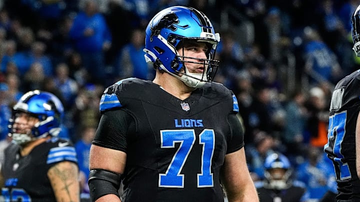 Detroit Lions guard Kevin Zeitler (71). Detroit Lions guard Kevin Zeitler (71).