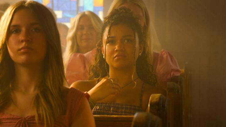 Outer Banks. (L to R) Marland Burke as Mike, Madison Bailey as Kiara in episode 504 of Outer Banks. Outer Banks. (L to R) Marland Burke as Mike, Madison Bailey as Kiara in episode 504 of Outer Banks.