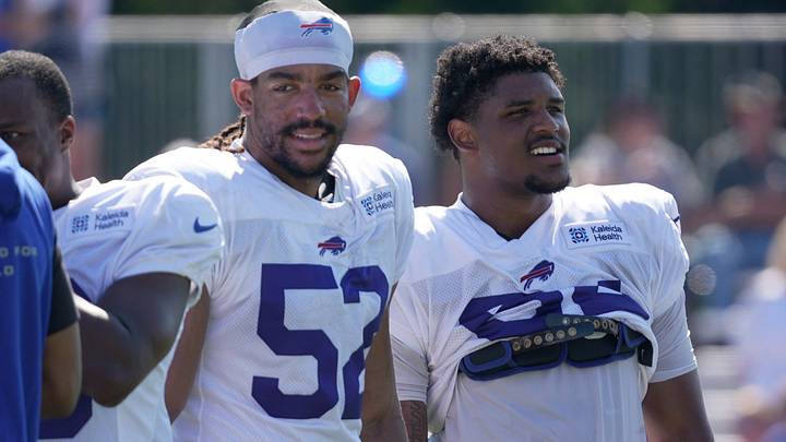 Buffalo Bills LB Kaleb Elarms-Orr stays after practice and chats with teammates for a little while at Bills Training Camp.