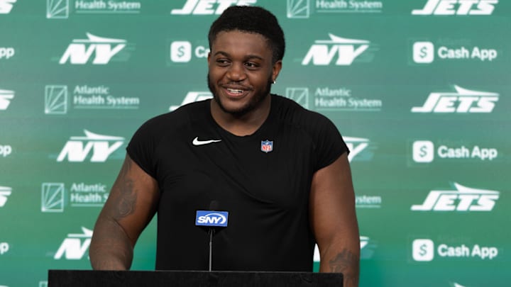 New York Jets right tackle Armand Membou