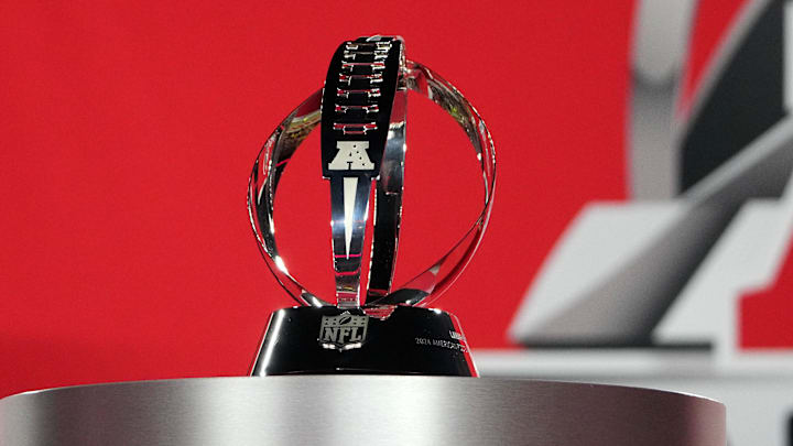 The Patriots face the Denver Broncos for the AFC Championship and the Lamar Hunt Trophy. The Patriots face the Denver Broncos for the AFC Championship and the Lamar Hunt Trophy.