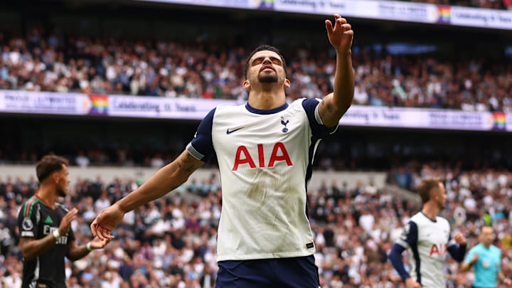 Tottenham Hotspur FC v Arsenal FC - Premier League