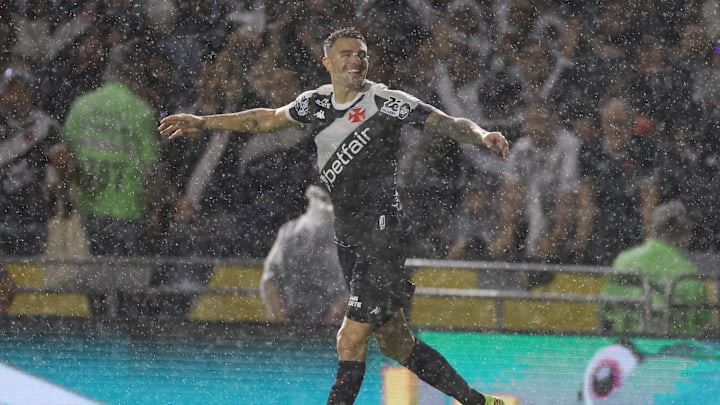 Vegetti fechará 2024 como principal artilheiro do Vasco Vegetti fechará 2024 como principal artilheiro do Vasco