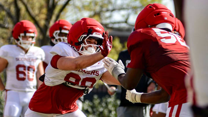 Oklahoma defensive end Jake Kreul competes in a drill at practice.