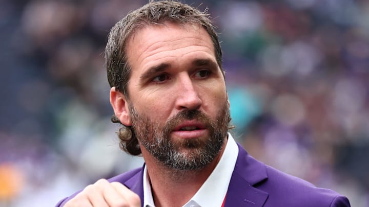 Former Minnesota Vikings DE Jared Allen Former Minnesota Vikings DE Jared Allen