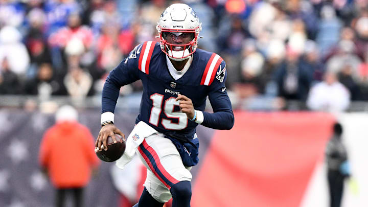 Jan 5, 2025; Foxborough, Massachusetts, USA; New England Patriots quarterback Joe Milton III (19) runs against the Buffalo Bills during the first half at Gillette Stadium. Mandatory Credit: Brian Fluharty-Imagn Images Jan 5, 2025; Foxborough, Massachusetts, USA; New England Patriots quarterback Joe Milton III (19) runs against the Buffalo Bills during the first half at Gillette Stadium. Mandatory Credit: Brian Fluharty-Imagn Images
