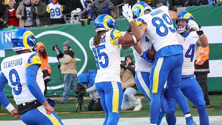 Dec 22, 2024; East Rutherford, New Jersey, USA; New York Jets tight end Jeremy Ruckert (89) celebrates with teammates after catching a touchdown pass against the New York Jets during the second half at MetLife Stadium. Mandatory Credit: Vincent Carchietta-Imagn Images Dec 22, 2024; East Rutherford, New Jersey, USA; New York Jets tight end Jeremy Ruckert (89) celebrates with teammates after catching a touchdown pass against the New York Jets during the second half at MetLife Stadium. Mandatory Credit: Vincent Carchietta-Imagn Images