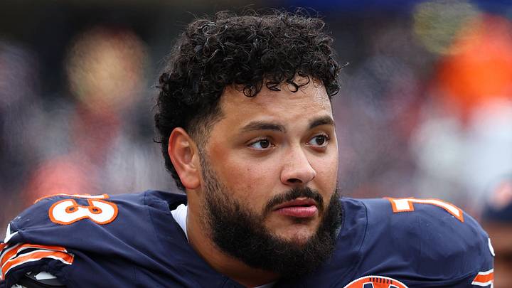 Chicago Bears guard Jonah Jackson 