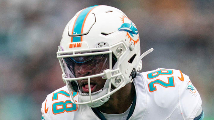 Miami Dolphins running back De'Von Achane