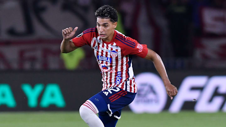 Junior v Colo Colo - Copa CONMEBOL Libertadores 2024