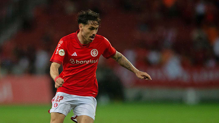 Internacional v Botafogo - Brasileirao 2023